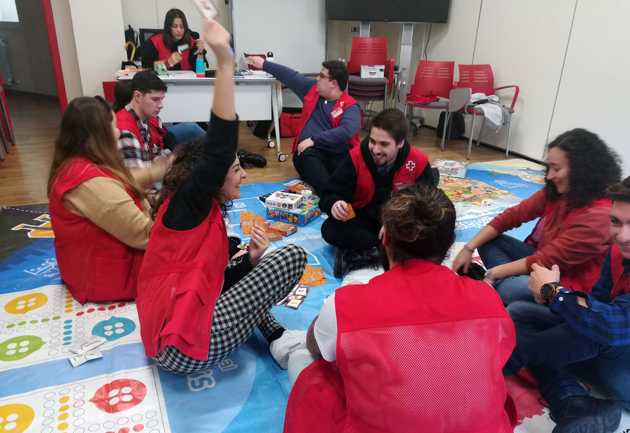 Los Equipos de Sensibilización e Información ante Emergencias (ESIE) de mano de la juventud asturiana